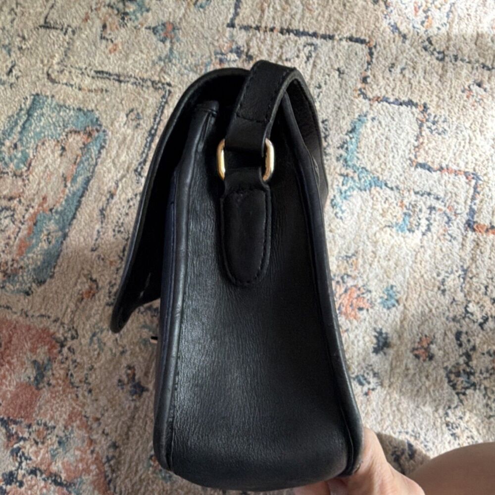 Georgetown Leather Design Black Shoulder Bag TurnLock Inner Pockets Gold Vintage - Picture 4 of 10